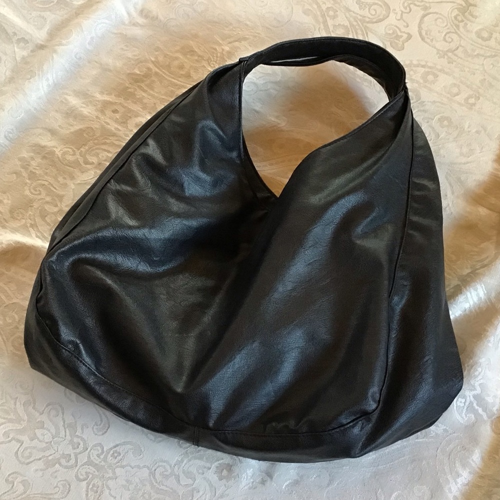 ALDO shoulder bag, EUC, barely used